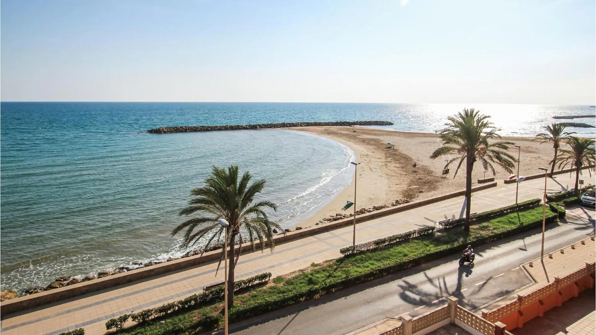 Cozy Apartment In Cunit With House Sea View 0*,  스페인
